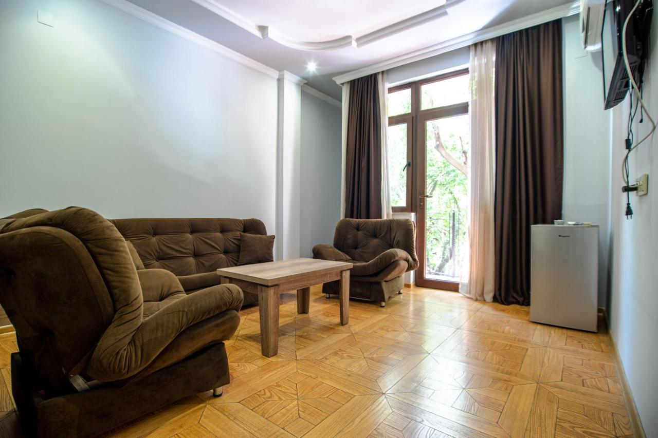 Porto Franco Ξενοδοχείο Μπατούμι Εξωτερικό φωτογραφία